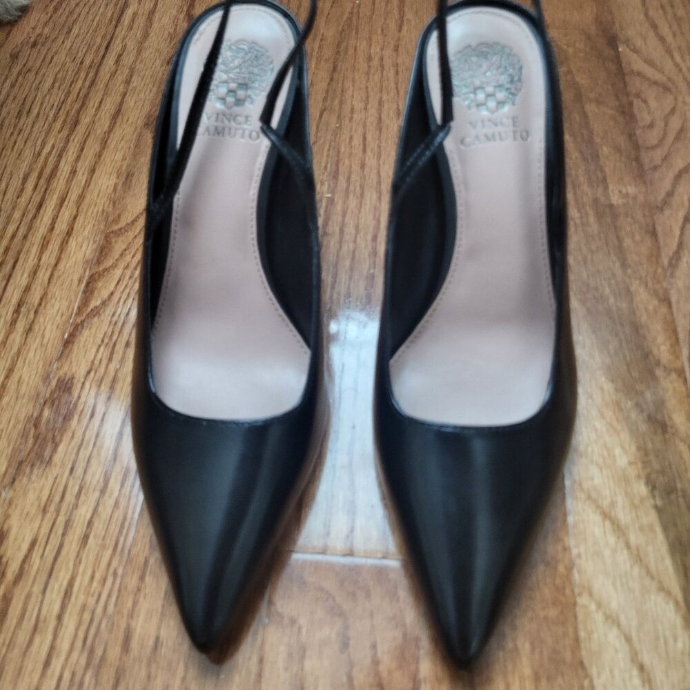 NEVER WORN VINCE CAMUTO SLINGBACKS